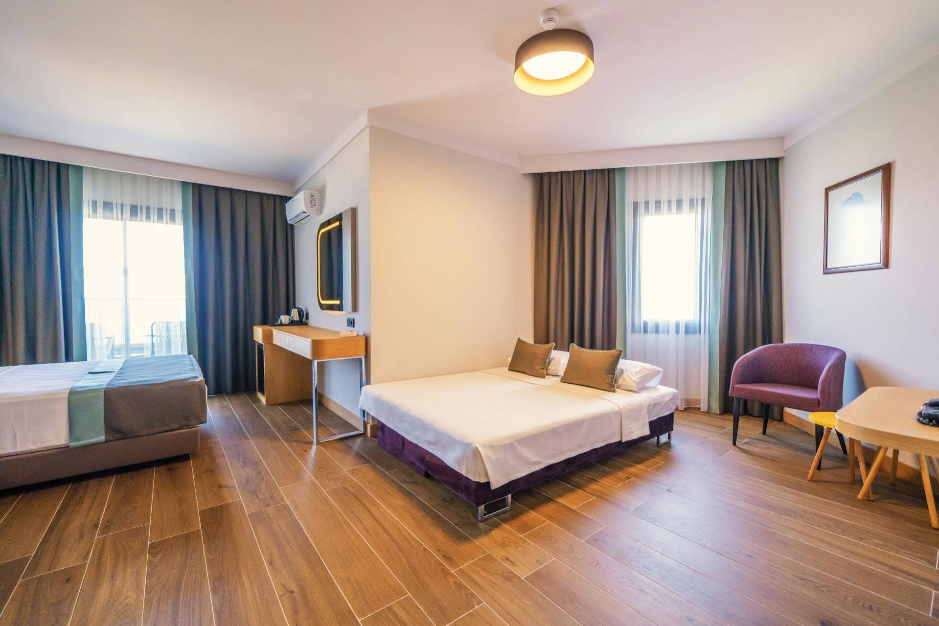 Marmaris Random Rooms By Lookbookholiday Exterior photo